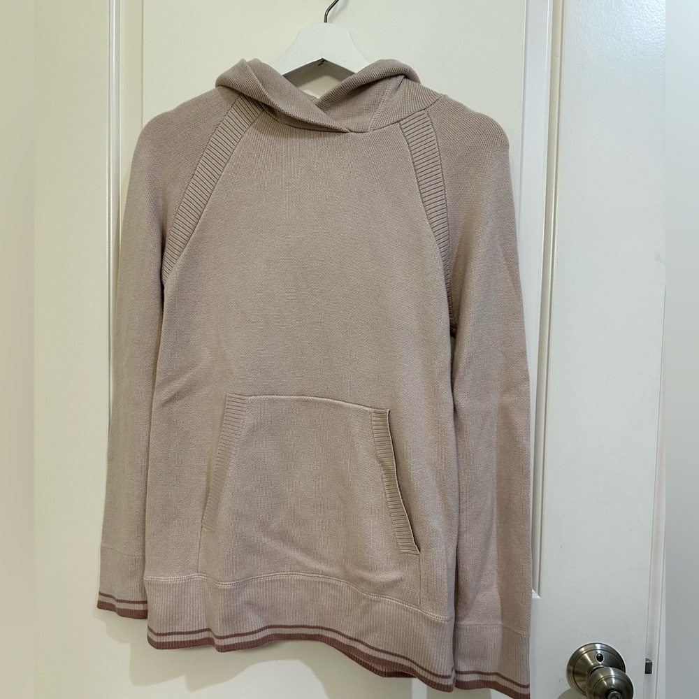 LuLuLemon pink sweater size 2